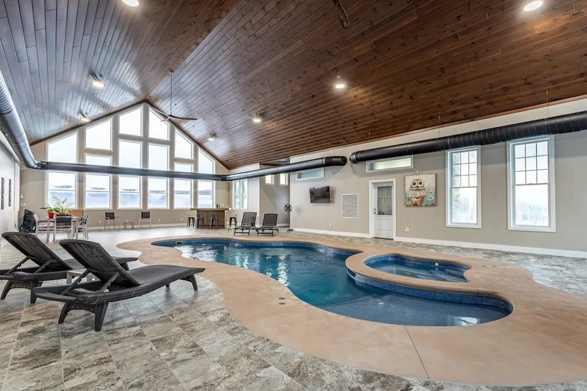 Red Fox Stables Equestrian Estate Indoor Pool - Image 1