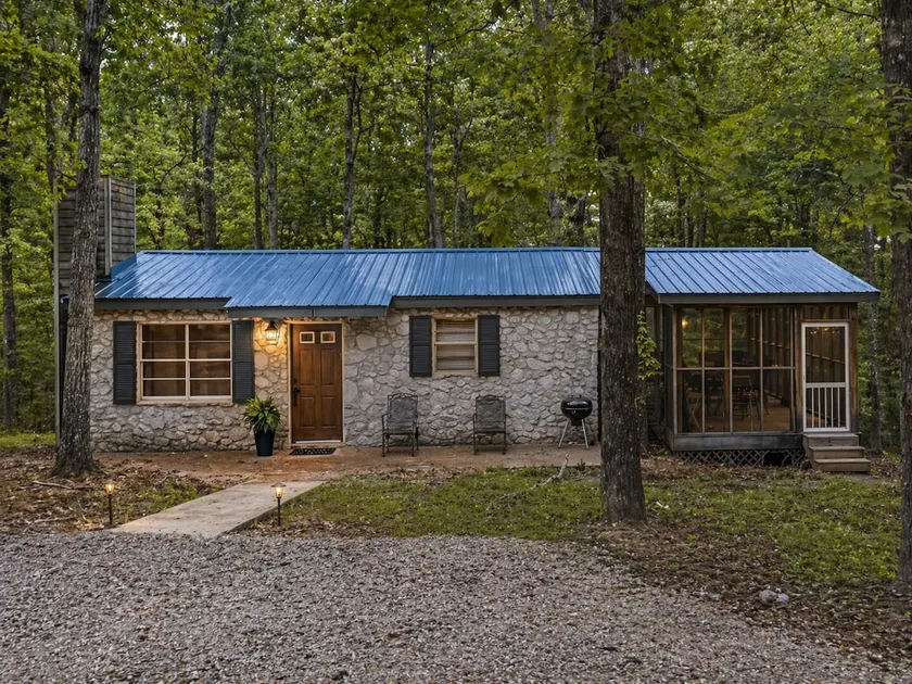Flintstone Fishing Cabin - Image 1