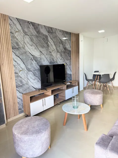 Modern apartment, in a very safe area, with restaurants - Image 1