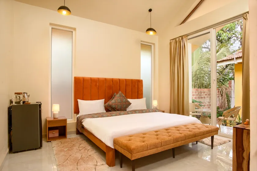 Bed + Bath +Patio + InfinityPool - 5 mins to Beach - Image 1