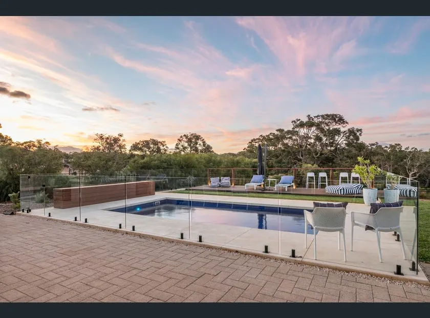 The Loop - Rural Retreat with Pool & Valley Views - Image 1