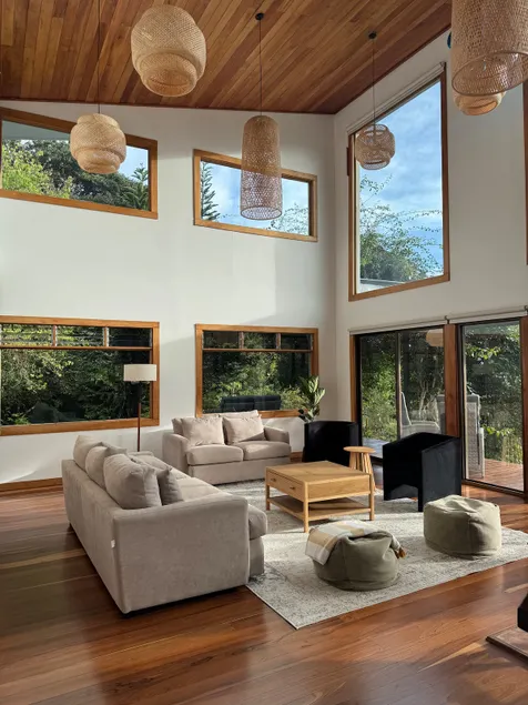 Farm house, private trails and ocean view - Image 1