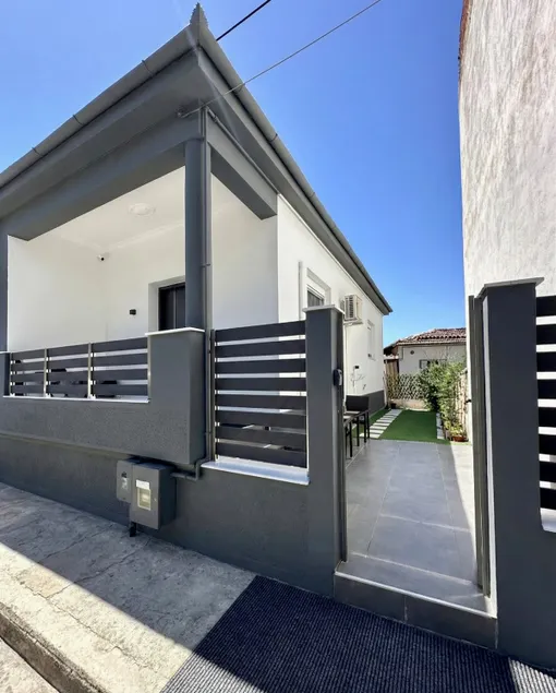 BelAir Luxury Living - 'The One Villa' - Image 1