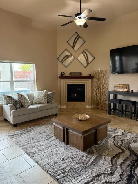 Chic Family Retreat – NE El Paso - Image 1
