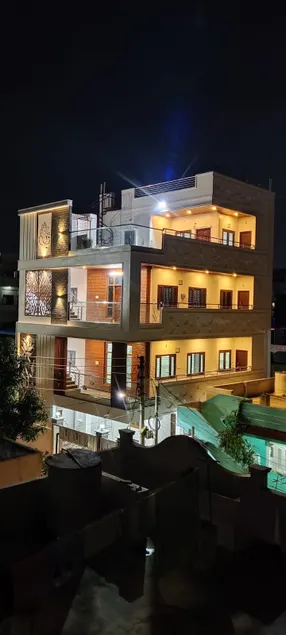 Sashi's Residence - Image 1