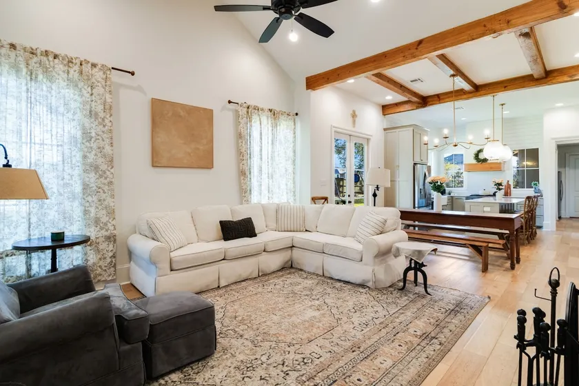 Luxury Cajun Retreat+2 KING+Garage+Arcade+Patio - Image 1