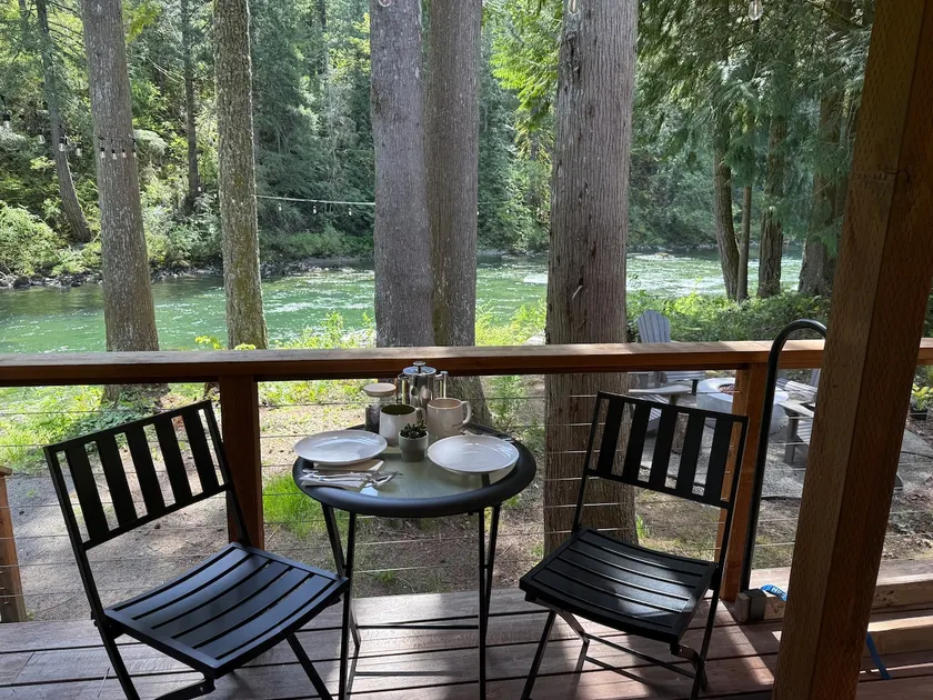 Kayak Cabin on the Middle Fork - Image 1