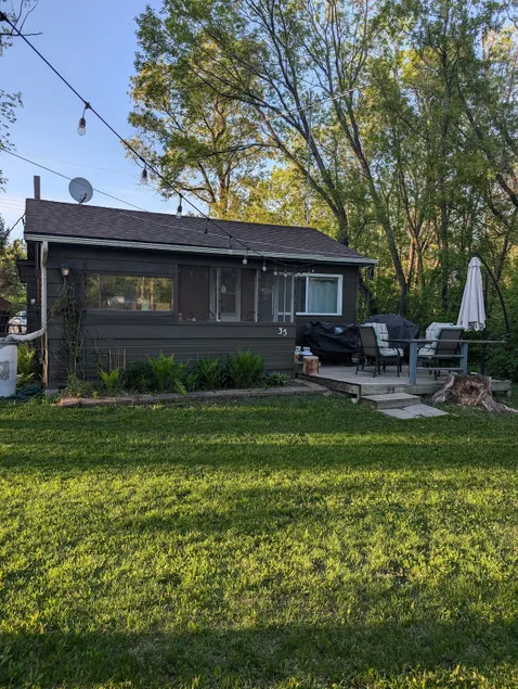 Piney Lodge - Image 1