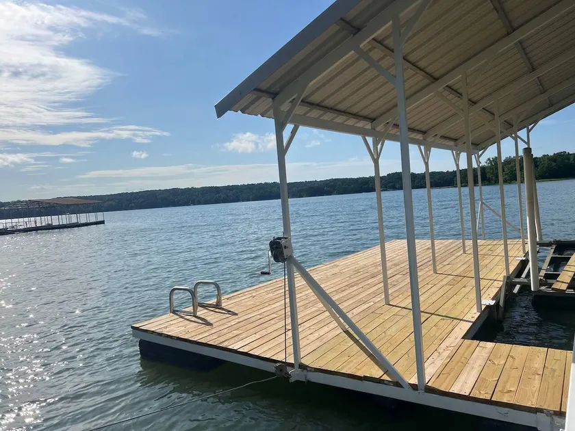 Betters View | Lakefront Home on Smith Lake - Image 1