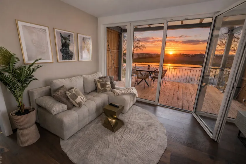 Apartment with lake and old town views in Dinkelsbühl - Image 1