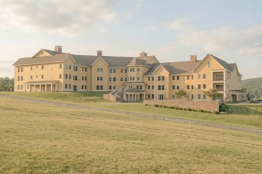 Serene 1-BR Ski-In/Ski-Out Retreat on Okemo Mtn. - Image 1
