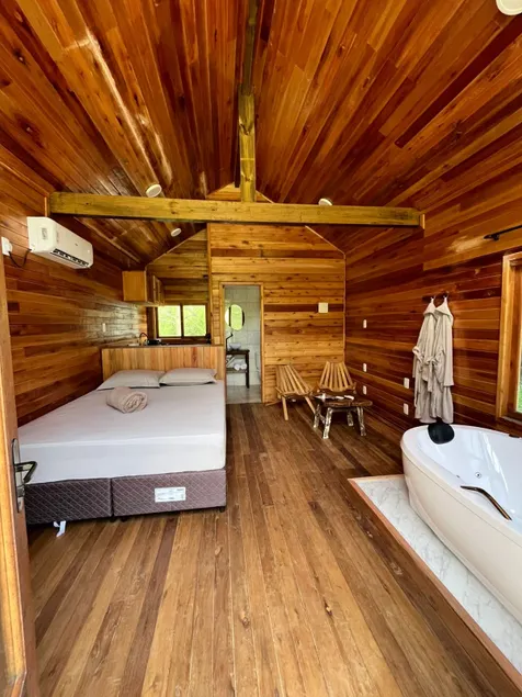 Mato Verde Inn and Farm Leash - Image 1