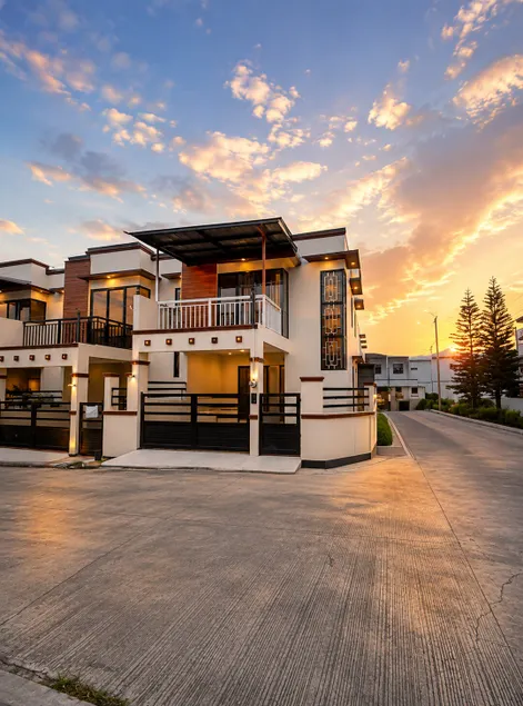Modern Luxe Home near Mediatrix Rob SM & Oldgroove - Image 1