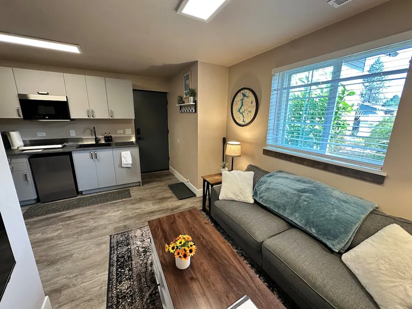 Private Ptarmigan Suite - Image 1
