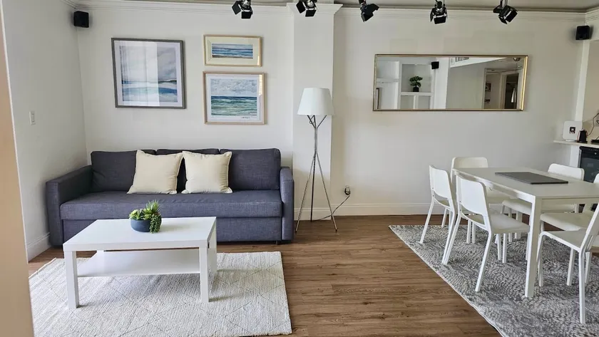 Best location in North Miami Beach near the Beach - Image 1