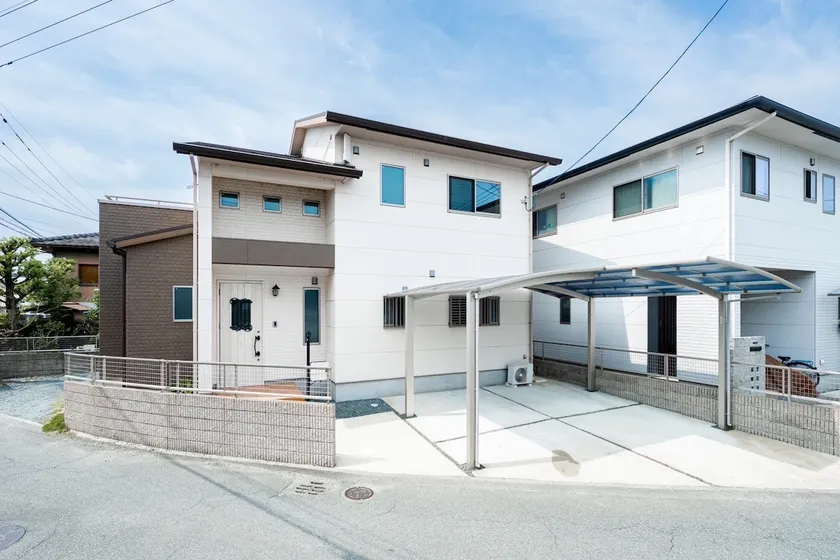 In the heart of Kumamoto! Entire building for private use (maximum 8 people), free parking available (up to 3 cars) - Image 1