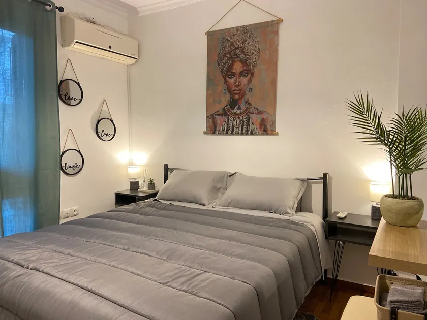 irene's cozy apartment - Image 1