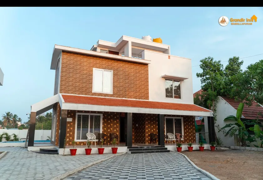 Grandir Inn Villa - Image 1