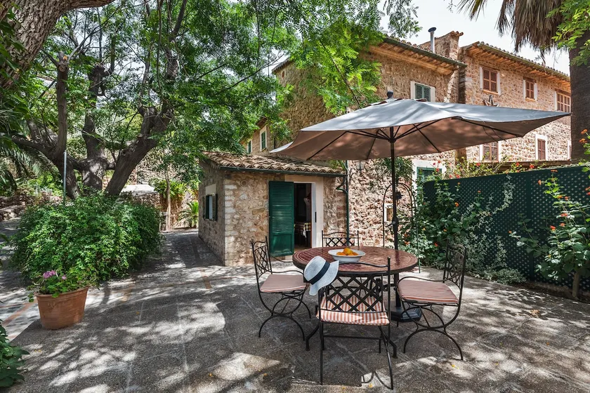 Traditional Mallorquin 3-Bedroom Stone House w/AC. - Image 1