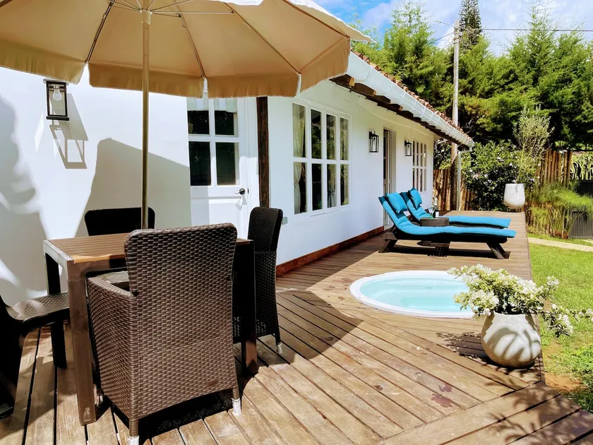 Calima Luxury Tiny House just steps from the lake - Image 1