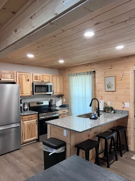 New cabin vibes|Sevierville|800 Ft to Parkway - Image 1