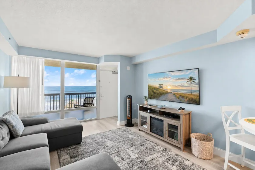 The Shoreline | Oceanfront 1BR | Private Balcony - Image 1