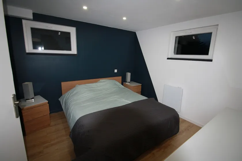 Renovated ground floor apartment - Image 1