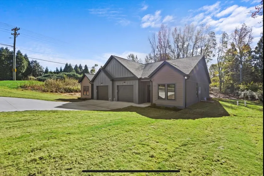 Hubcityhaven 2 New 3Br 2Ba - Image 1