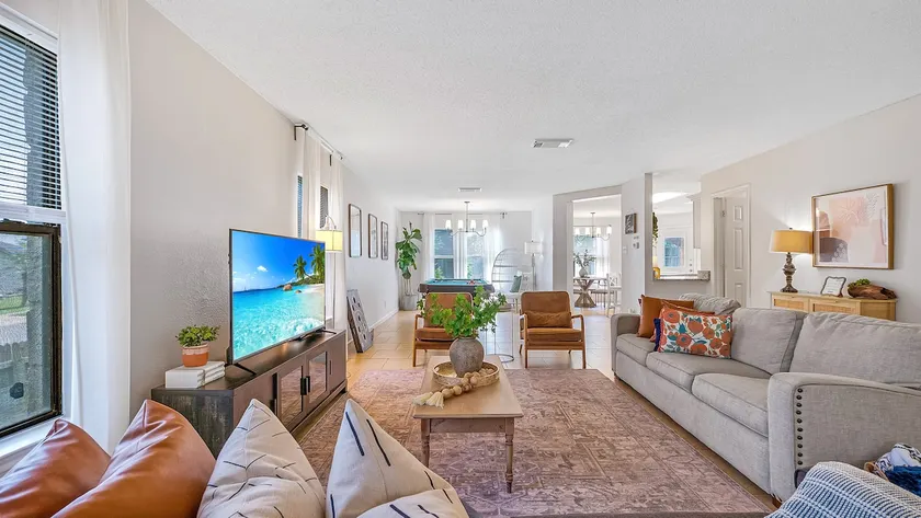 Family Stay Near Live Oak Park w Patio & Game Room - Image 1