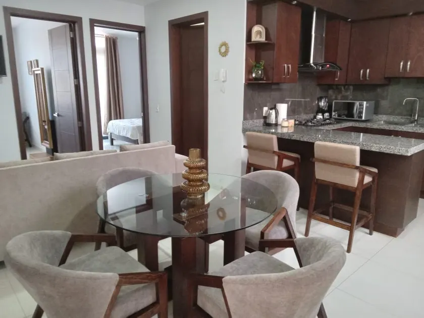 1. Beautiful and Downtown APARTMENT No. 1 C/Parking - Image 1