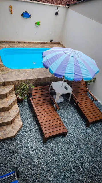 Beach house with pool - Image 1