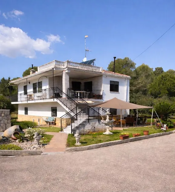 Enjoy nature and yet close to the beach - Image 1
