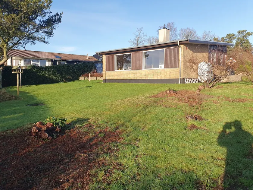 Vacation home with a fantastic location and view - Image 1