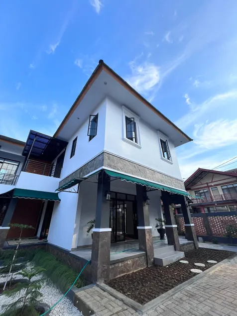 Living in Grandma's Warmth. Home in Kuningan city - Image 1