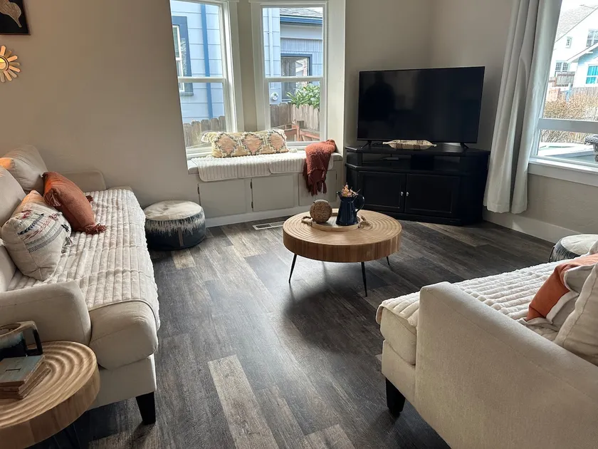 Audra’s Place - Image 1