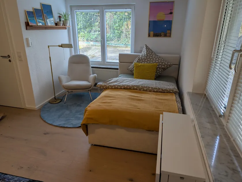 Stylish apartment near University Hospital - Image 1