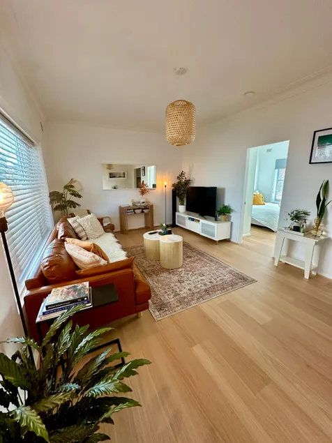 Cosy and calm unit in Cronulla. - Image 1