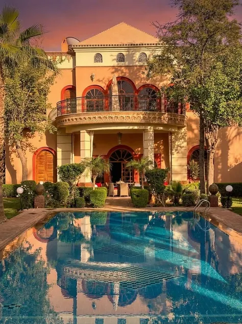 Charming Luxury Villa - Pool & Hot Tub - Image 1