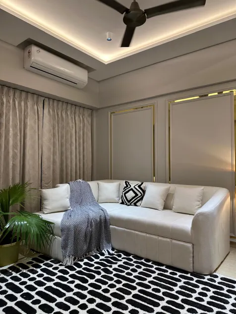 golf view & high class luxurious studio apartment. - Image 1
