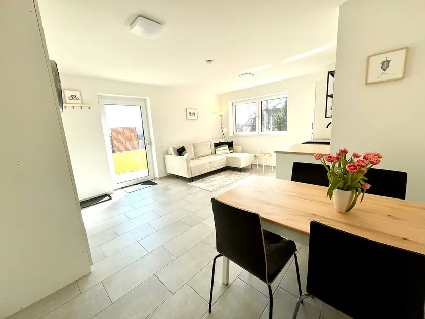 Modern apartment with all comforts - Image 1