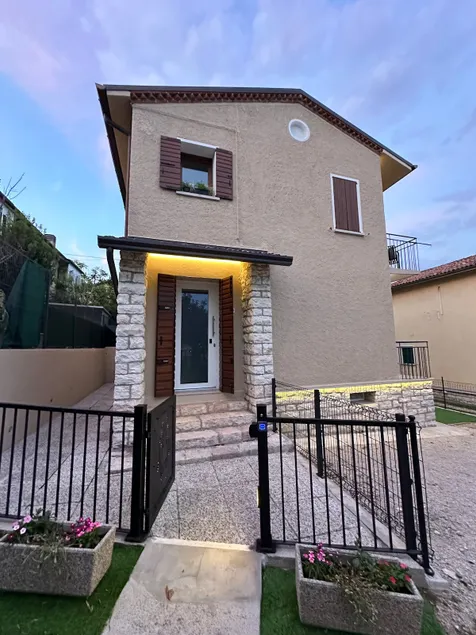 Casa Mia · Cozy & Modern Entire Home Gateway - Image 1