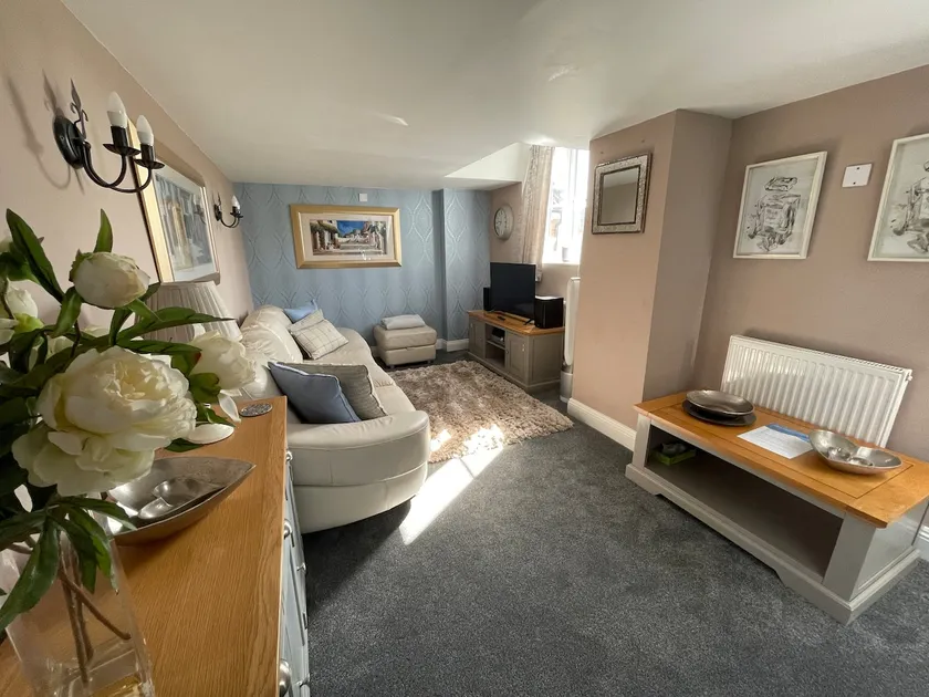 Retreat in the heart of Thurlby - Image 1