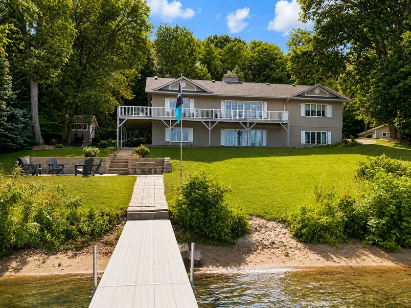 Lakefront Retreat w/ Sauna & Pickleball Court - Image 1