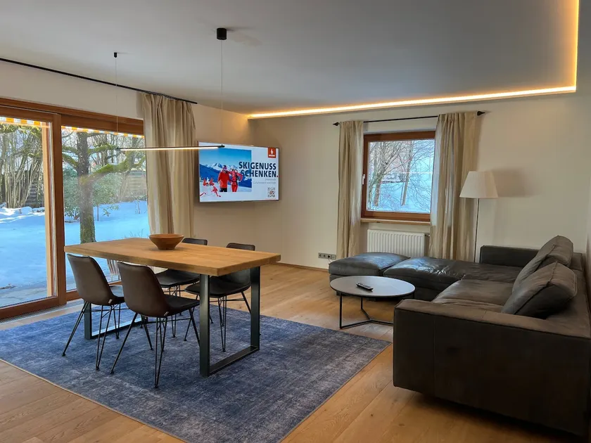 Kitzbühel Luxury 1-BR Villa @ 5 min Ski Lift walk - Image 1