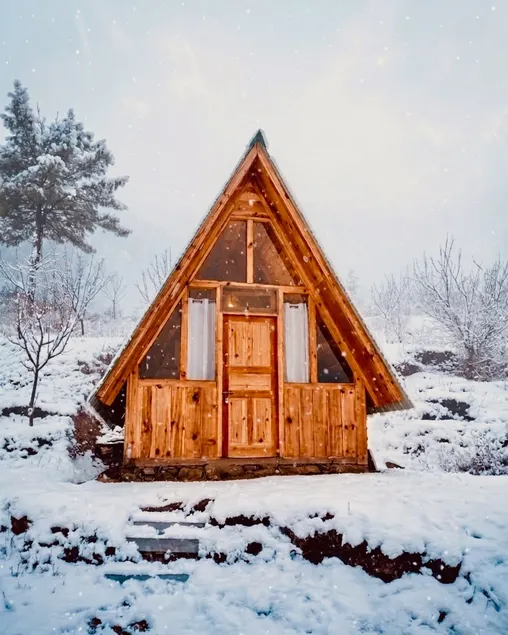 Hima 360, A Frame Cabin, Panaromic Sainj Valley Views, Bhatkanda - Image 1