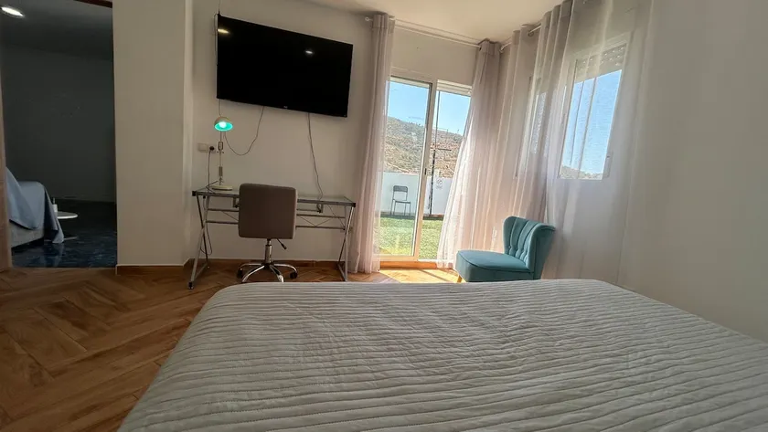Large apartment with terrace in Málaga Arenas, Brisamar Holidays - Image 1