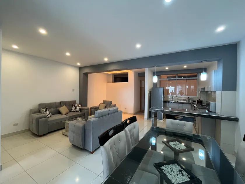 Apartment in Nuevo Chimbote - Image 1