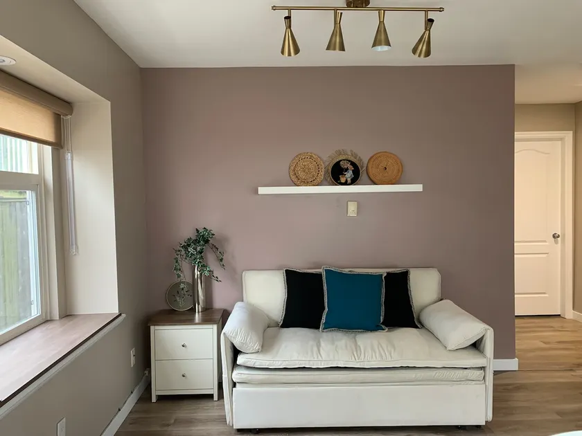The Scandinavian House by Maple Dream Homestay- near Sky train - Image 1