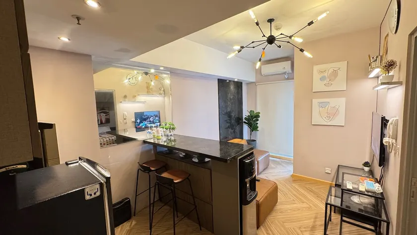 2BR Cozy living mtown near sms mall - Image 1