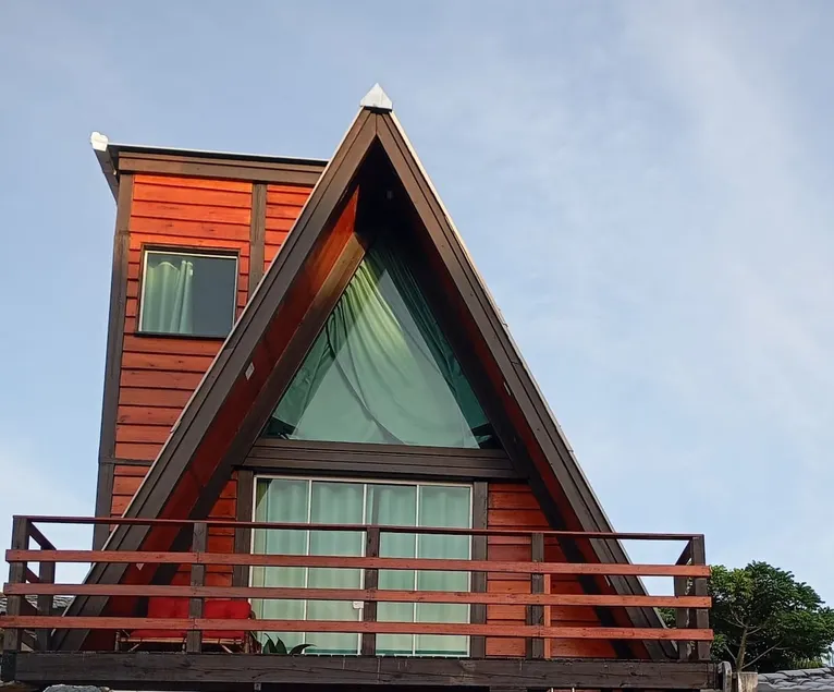 Porto Zen Chalet: Private Hot Tub in Penha - Image 1